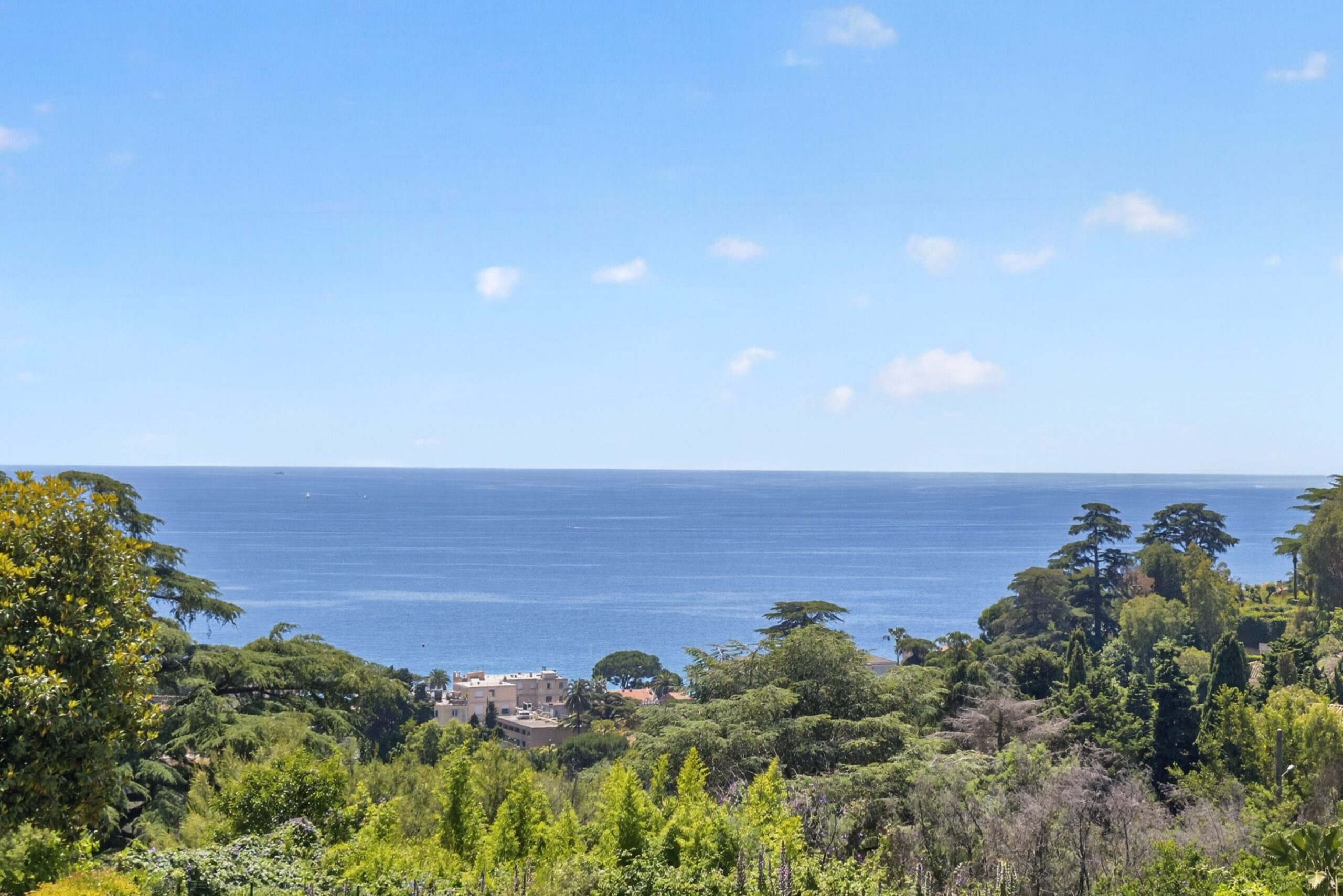 Photographe immobilier Cannes - reportage photo immobilier haut de gamme pour bien de prestige
