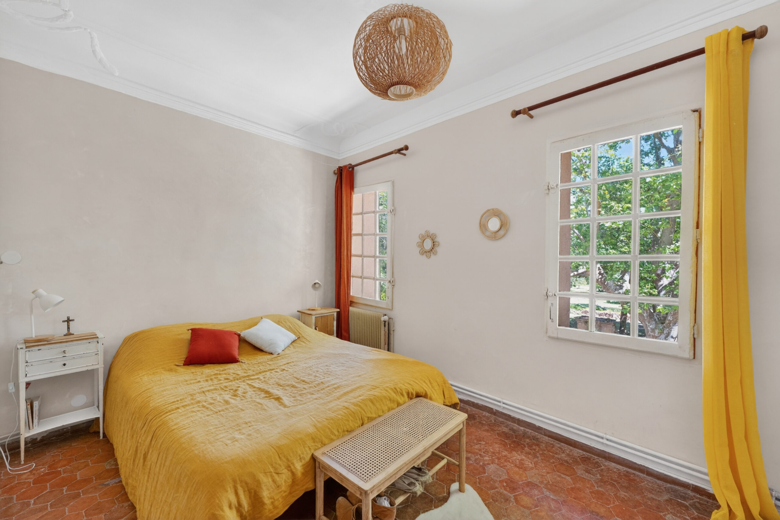 Photographe immobilier Aix en Provence - intérieur lumineux valorisé pour vente immobilière
