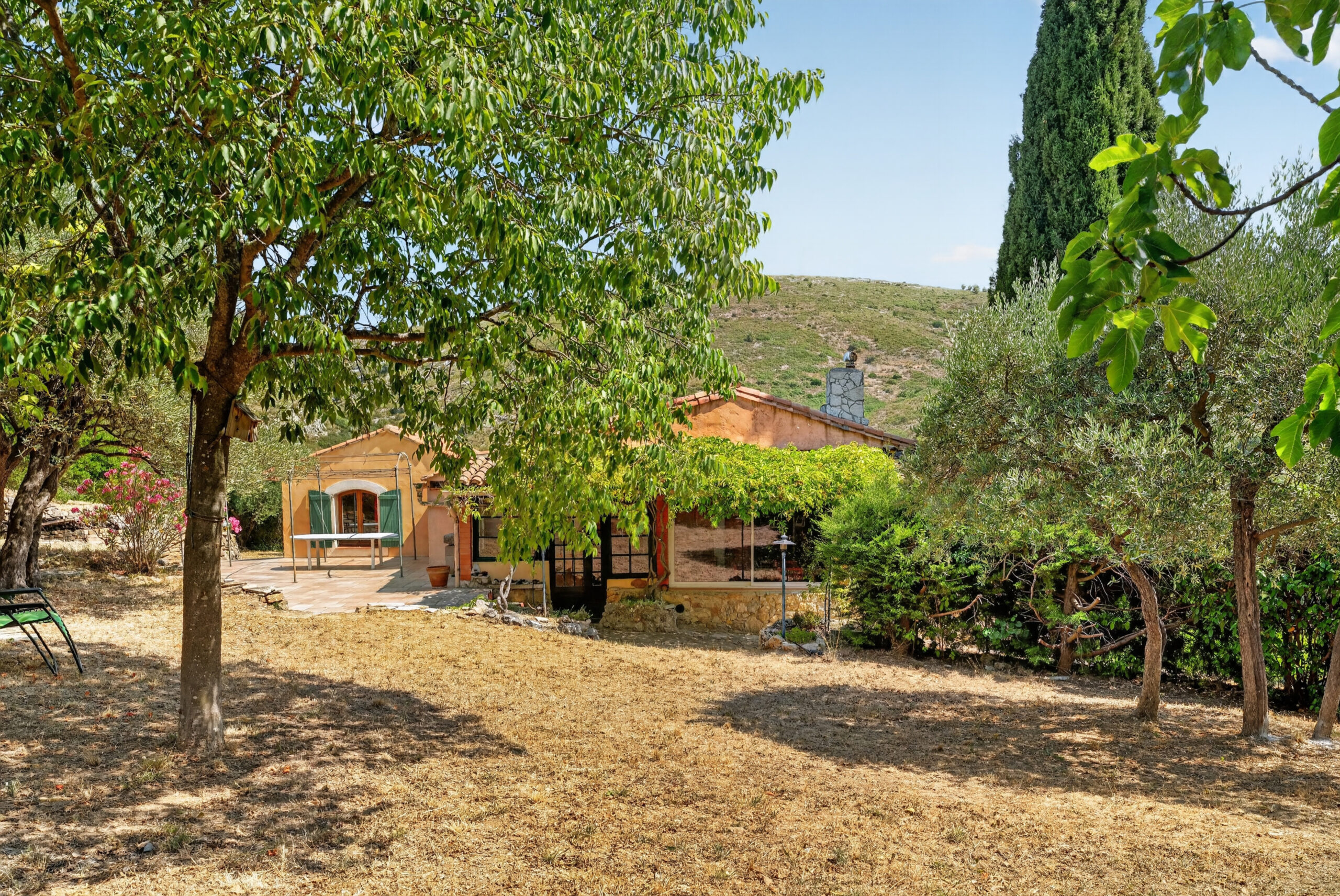 Photographe immobilier Aix en Provence - photo professionnelle de pièce de vie pour agence immobilière