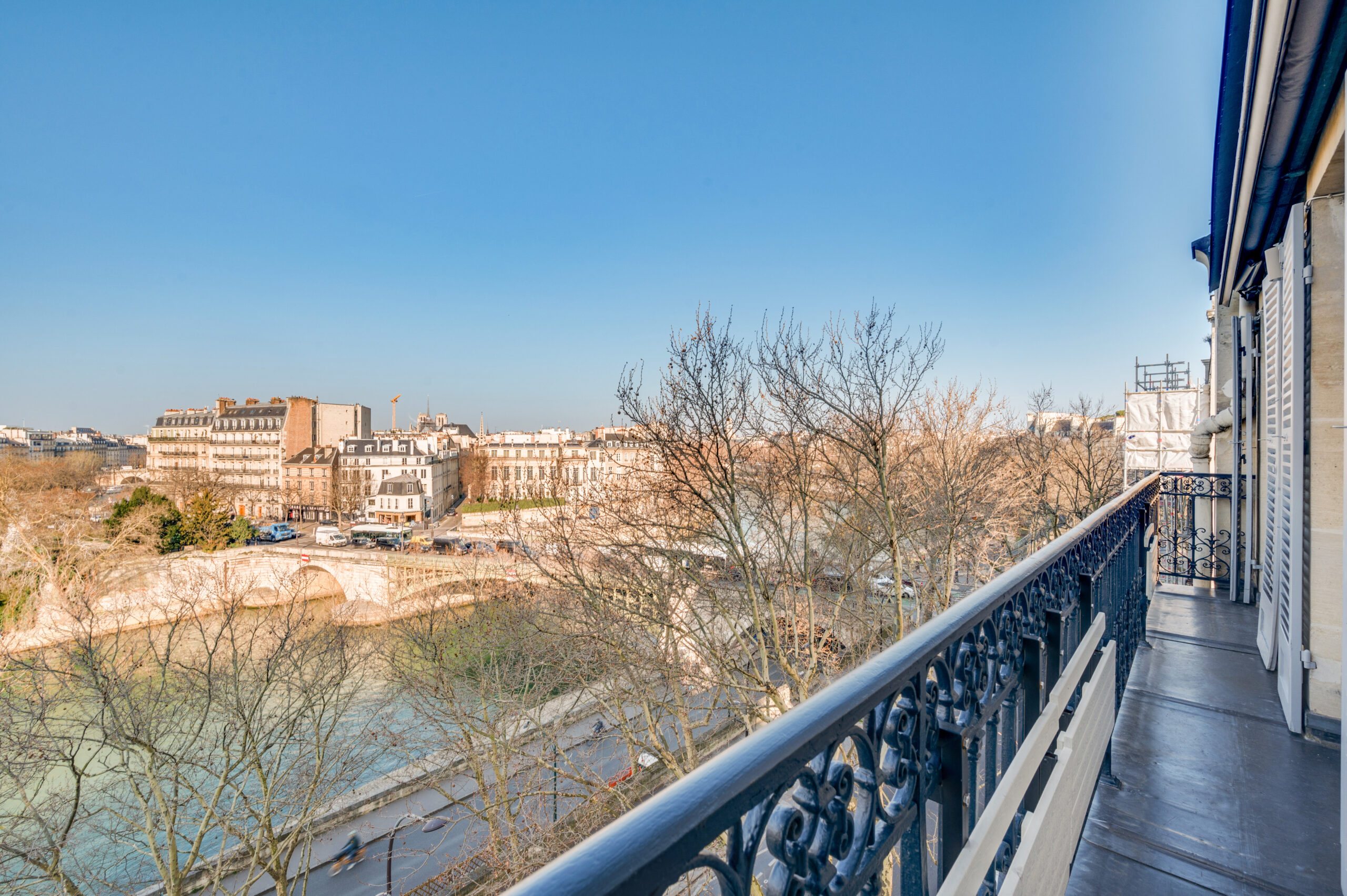 Photographie immobilière Paris - reportage photo professionnel pour appartement parisien